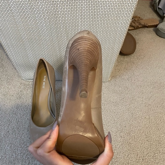 Nine West Pumps - Picture 3 of 4